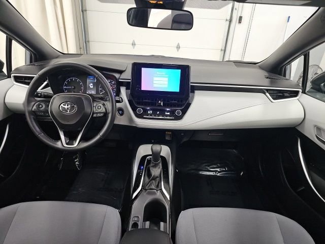 Certified 2024 Toyota Corolla SE w/ SE Premium Package FWD image 32