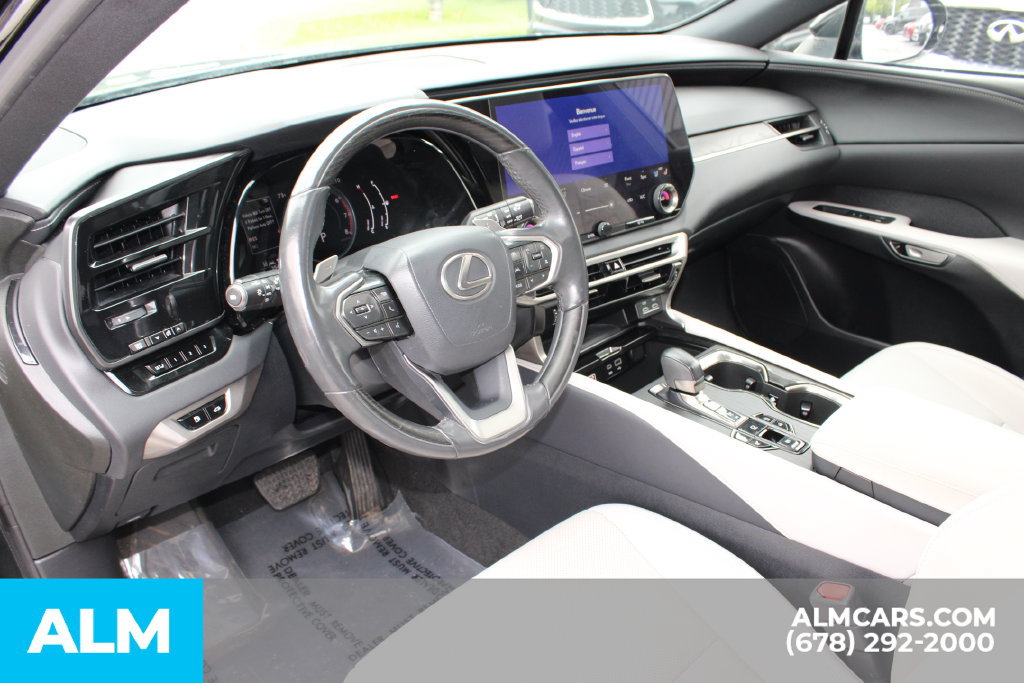 Used 2023 Lexus RX 350 Premium w/ Accessory Package AWD/4WD image 9