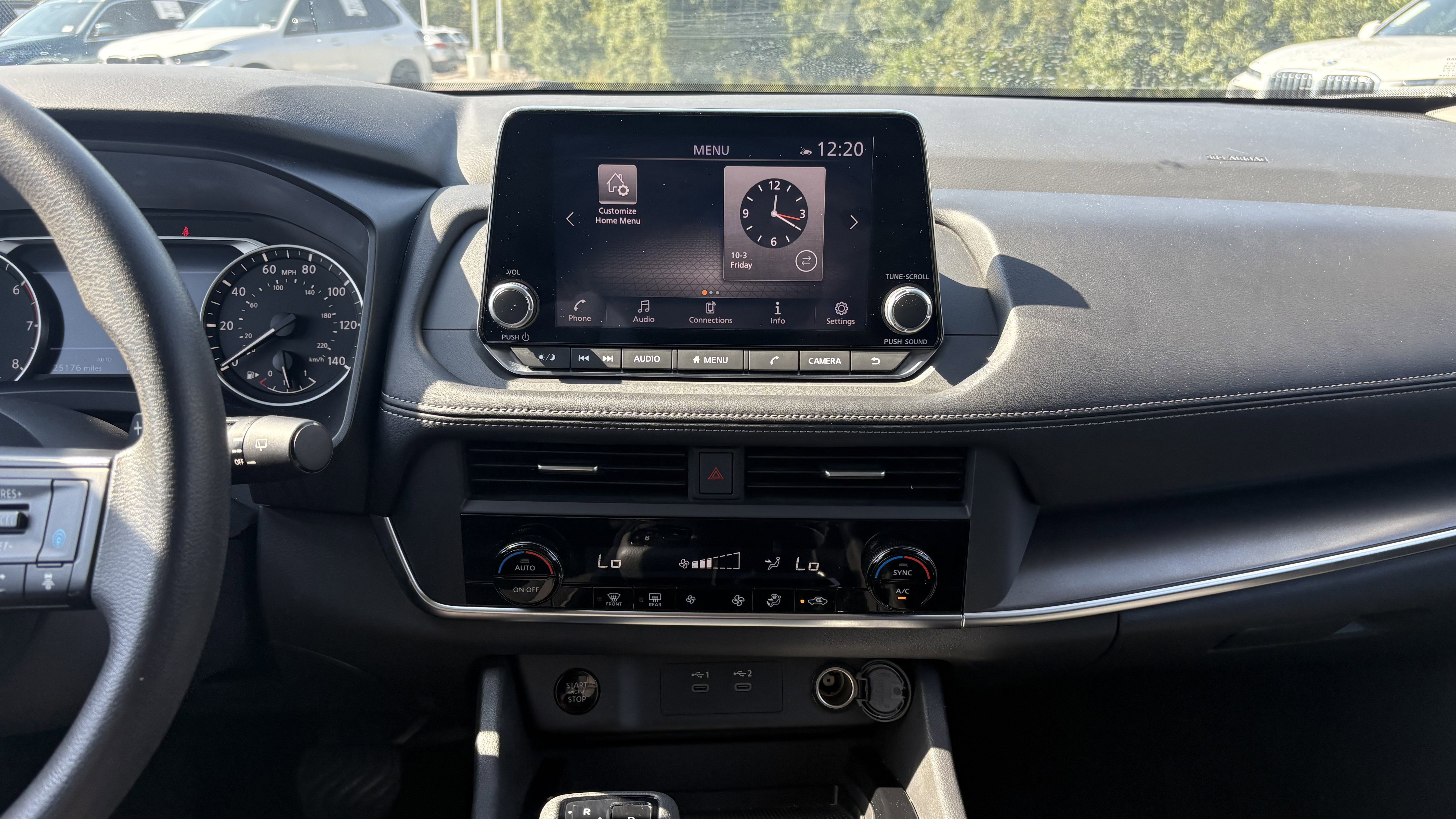 Used 2024 Nissan Rogue SV image 30