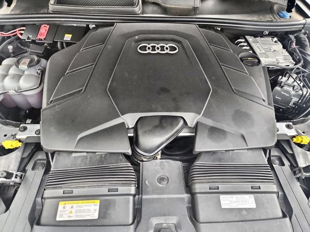 Used 2025 Audi Q7 3.0T Premium Plus AWD/4WD image 39