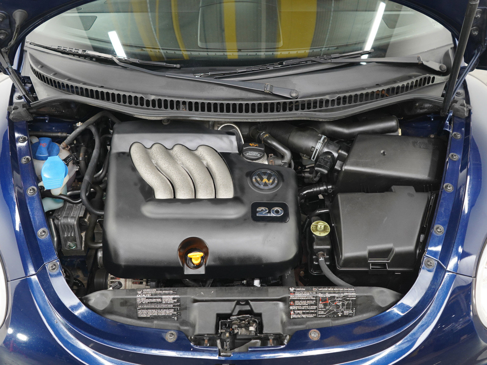 Used 2004 Volkswagen Beetle GLS FWD image 22