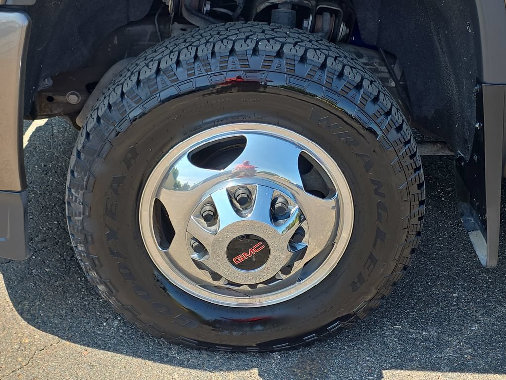 Used 2015 GMC Sierra 3500 Denali w/ Duramax Plus Package RWD image 34