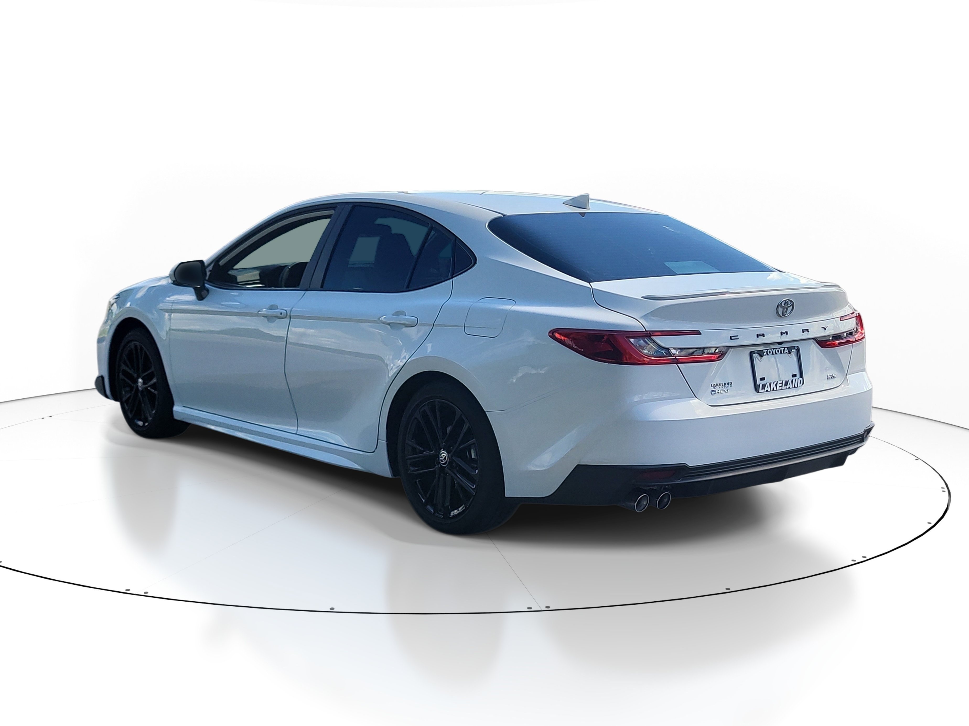 Certified 2026 Toyota Camry SE FWD image 5