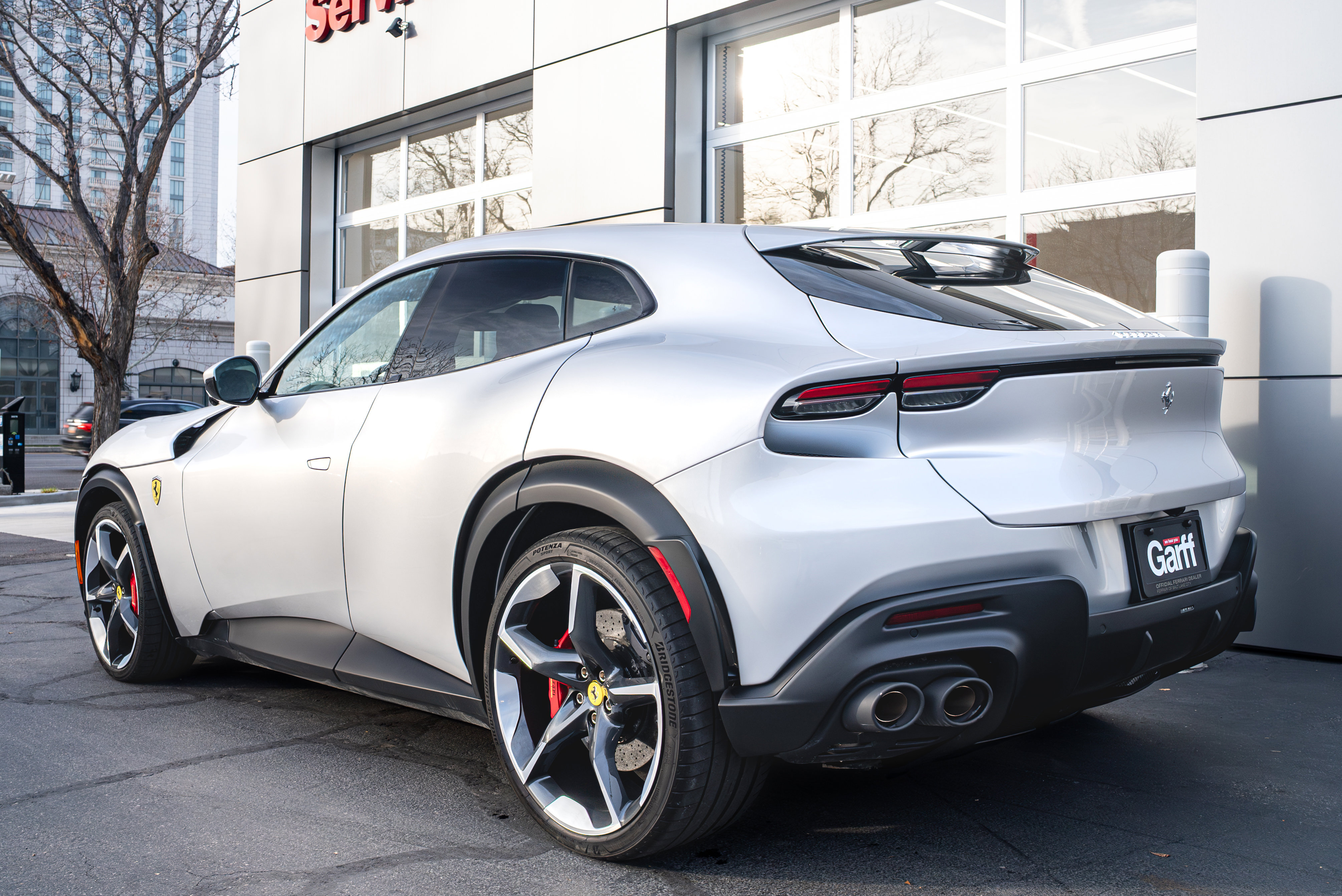 Used 2023 Ferrari Purosangue image 5