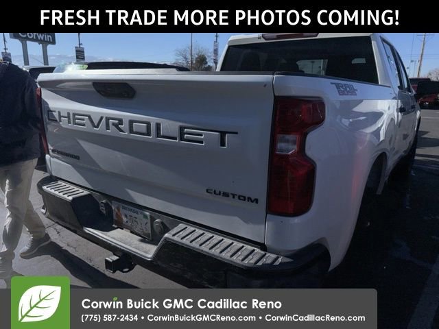 Used 2022 Chevrolet Silverado 1500 Custom Trail Boss w/ LPO, Dark Essentials Package image 8