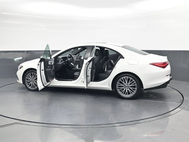 Used 2025 Mercedes-Benz CLA 250 image 40
