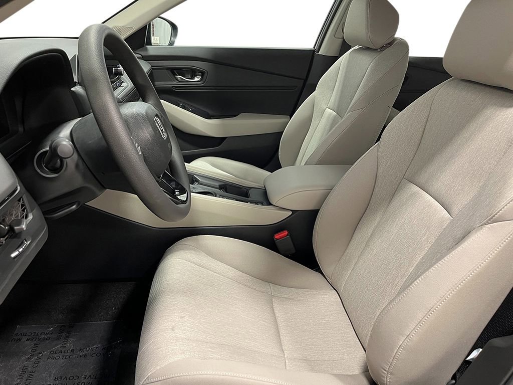 New 2025 Honda Accord SE image 12