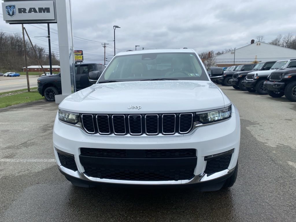 Used 2022 Jeep Grand Cherokee L Limited w/ Luxury Tech Group II image 6