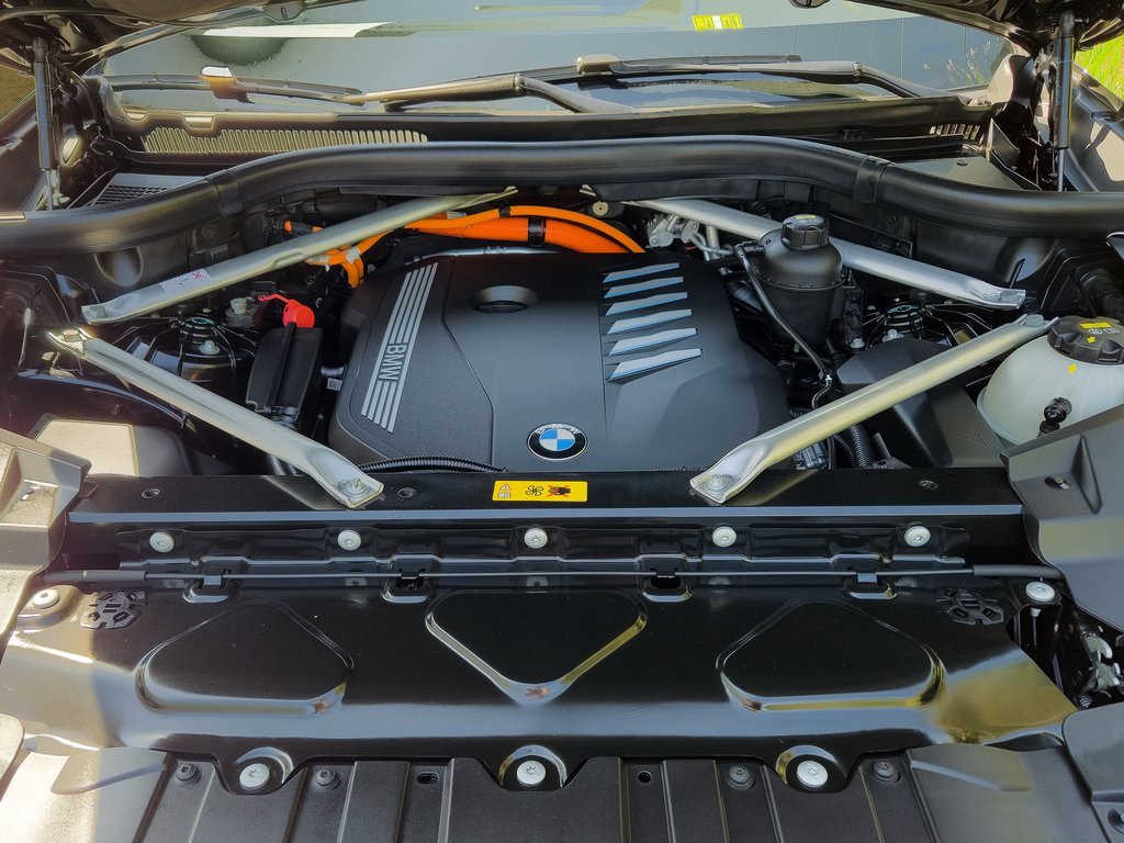 Used 2021 BMW X5 xDrive45e image 26