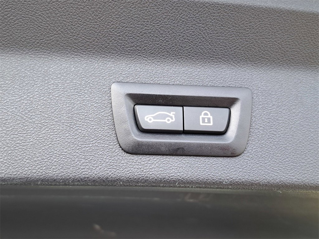 Used 2021 BMW X3 xDrive30i w/ Premium Package image 27