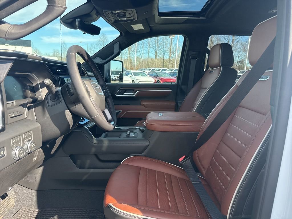 New 2026 GMC Sierra 3500 Denali Ultimate image 9