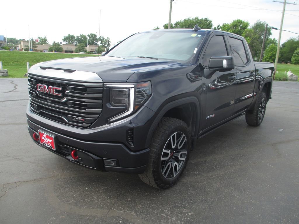 Used 2023 GMC Sierra 1500 AT4 w/ AT4 Premium Package AWD/4WD image 13