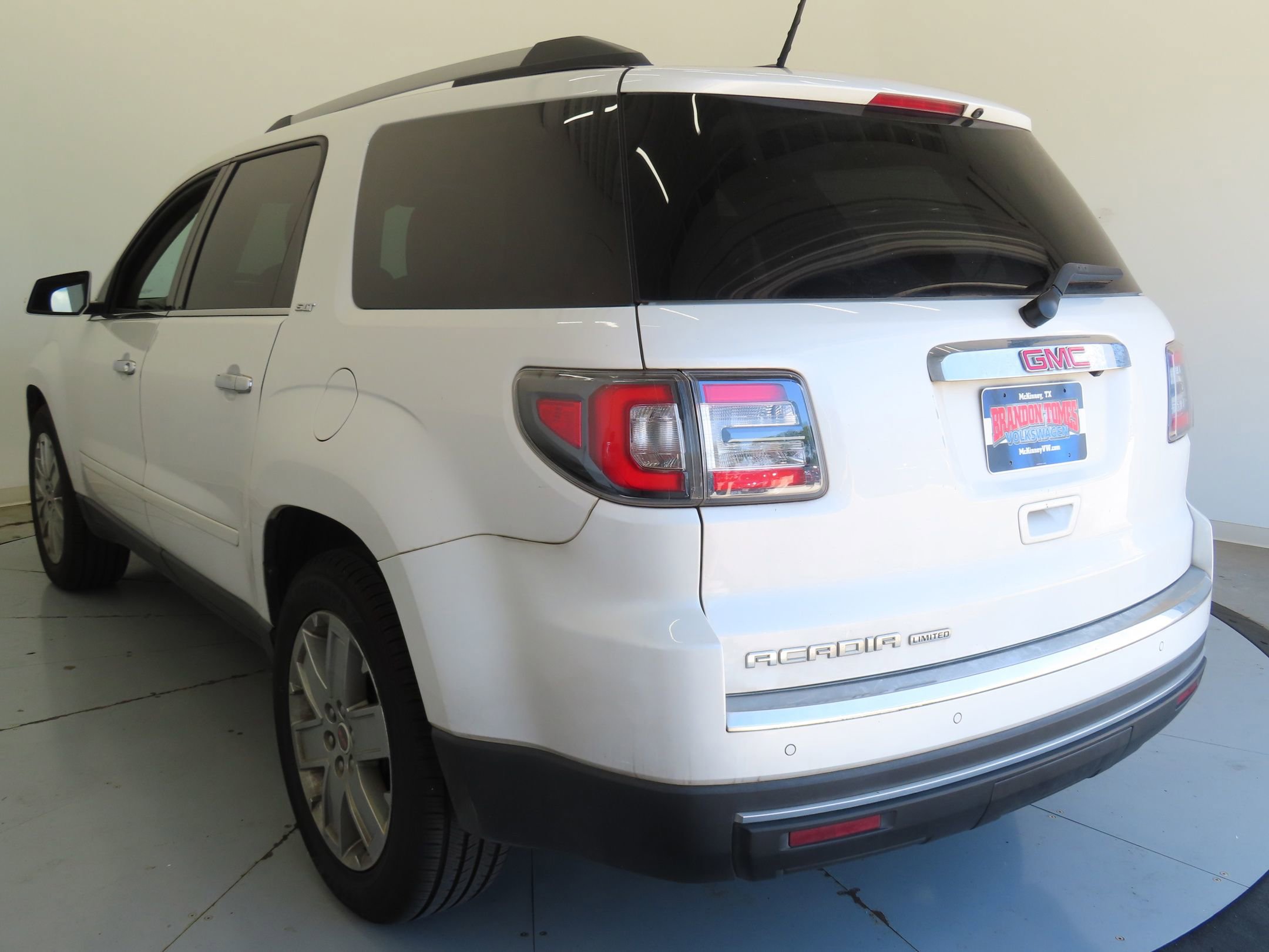 Used 2017 GMC Acadia Limited SLT FWD image 6