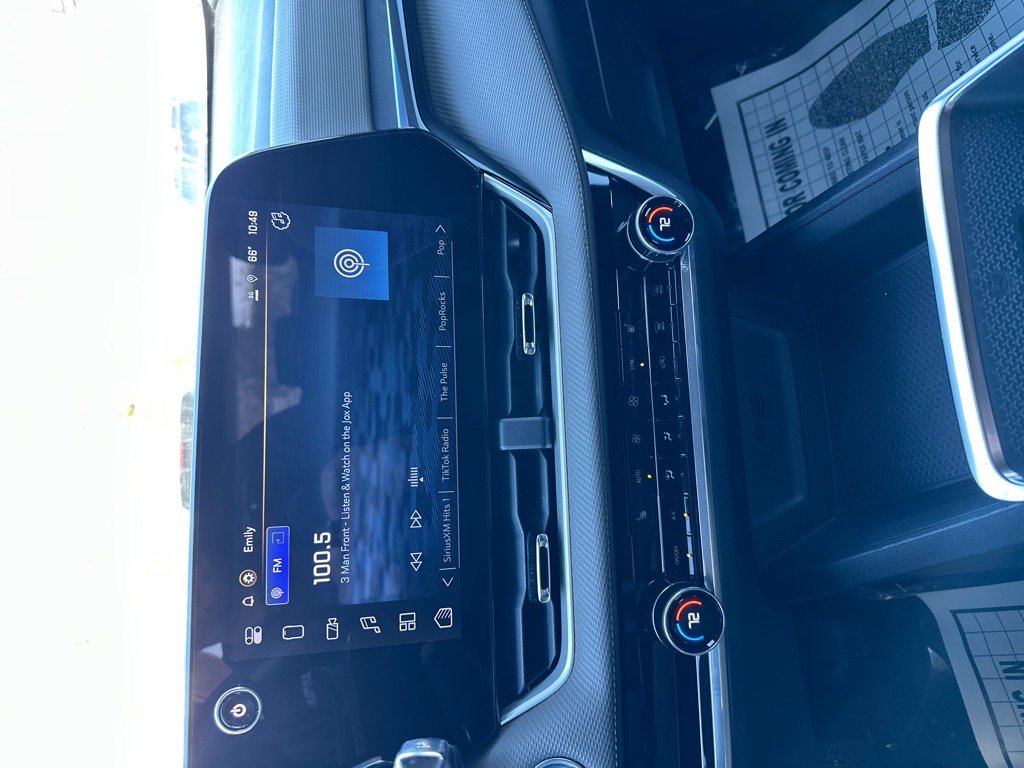 Used 2025 Chevrolet Equinox LT w/ Convenience Package II image 14