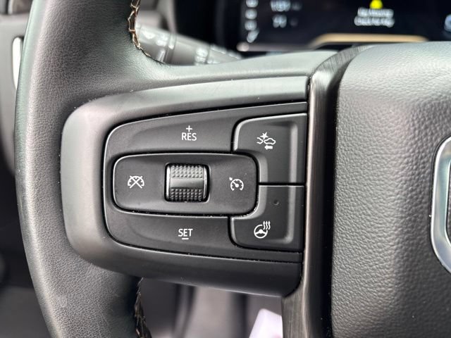Used 2024 GMC Yukon AT4 AWD/4WD image 20