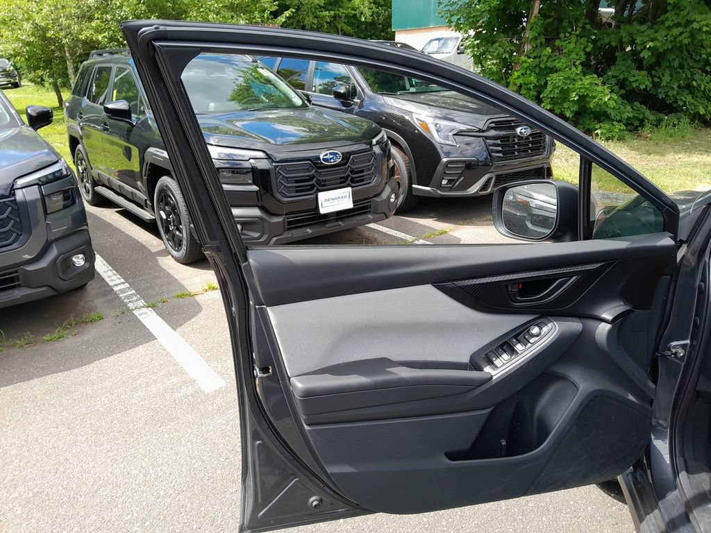 Used 2021 Subaru Crosstrek 2.0i Premium AWD/4WD image 11