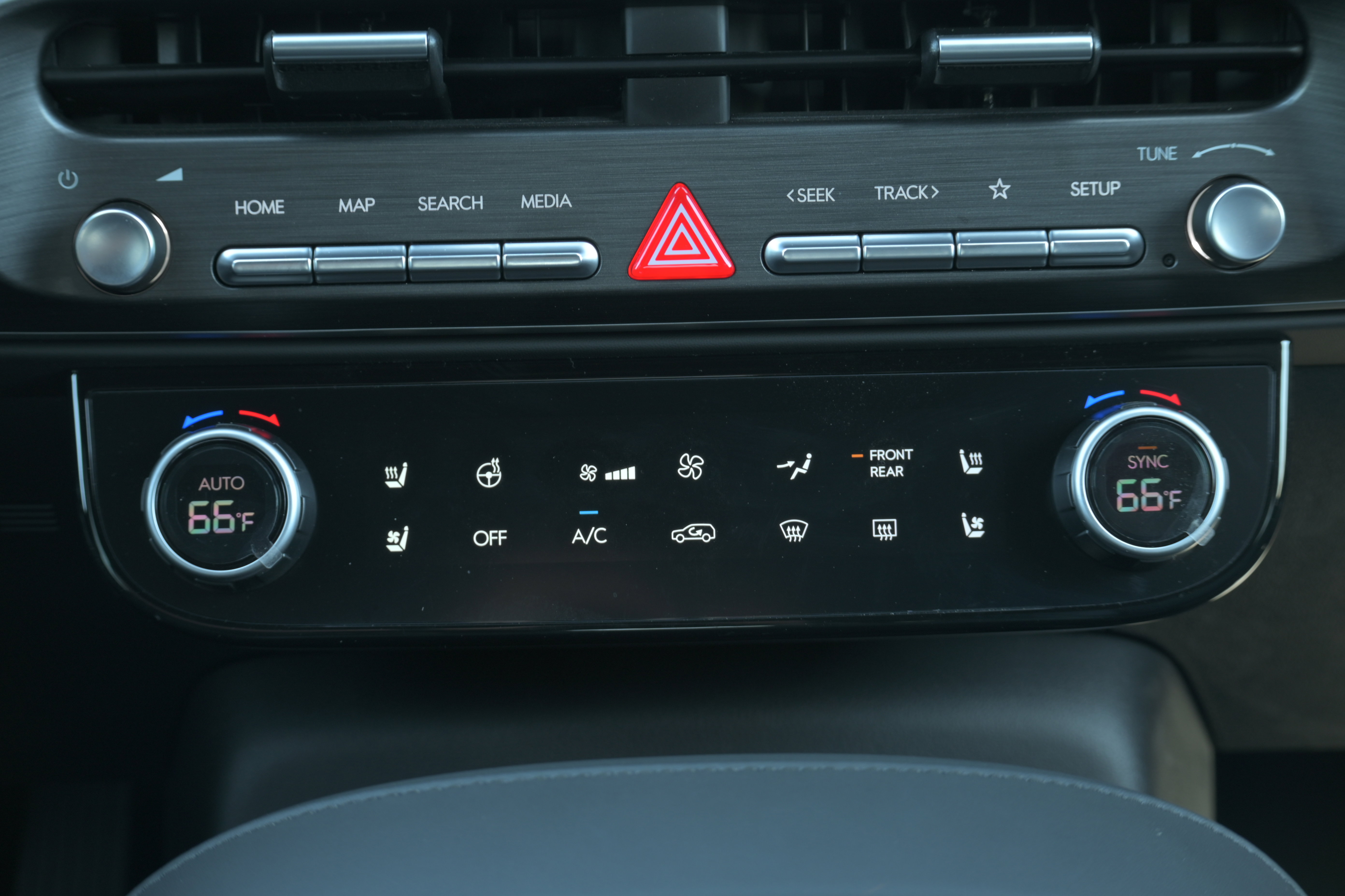 Used 2026 Hyundai Palisade Calligraphy AWD/4WD image 18