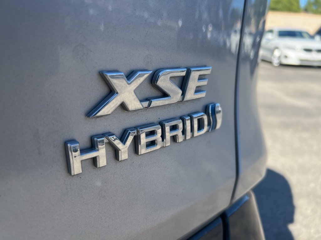 Used 2020 Toyota RAV4 XSE image 9