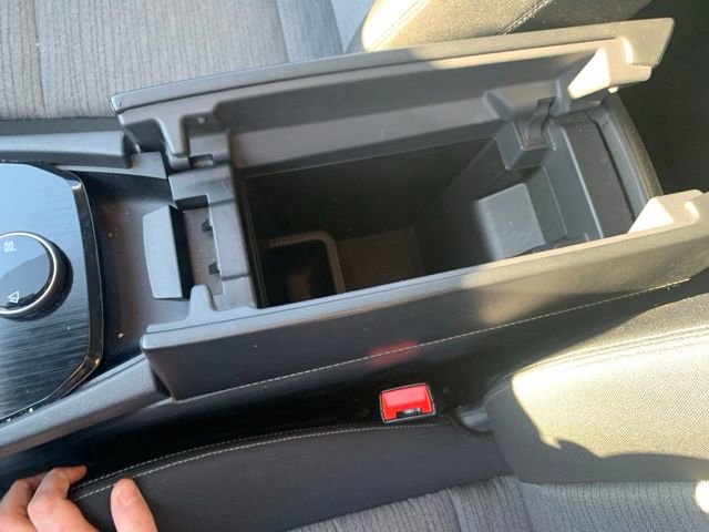 Used 2023 Nissan Rogue SV image 25