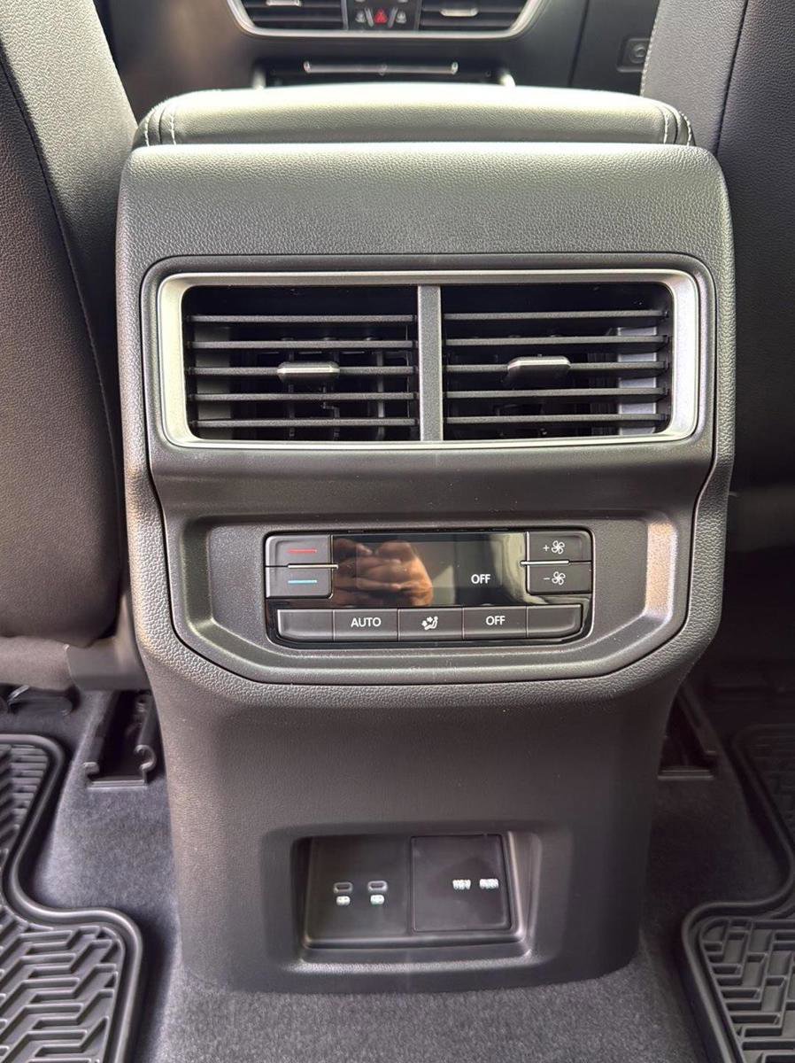 New 2026 Volkswagen Atlas SE image 20