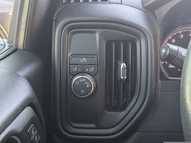 Used 2024 Chevrolet Silverado 1500 Custom image 21
