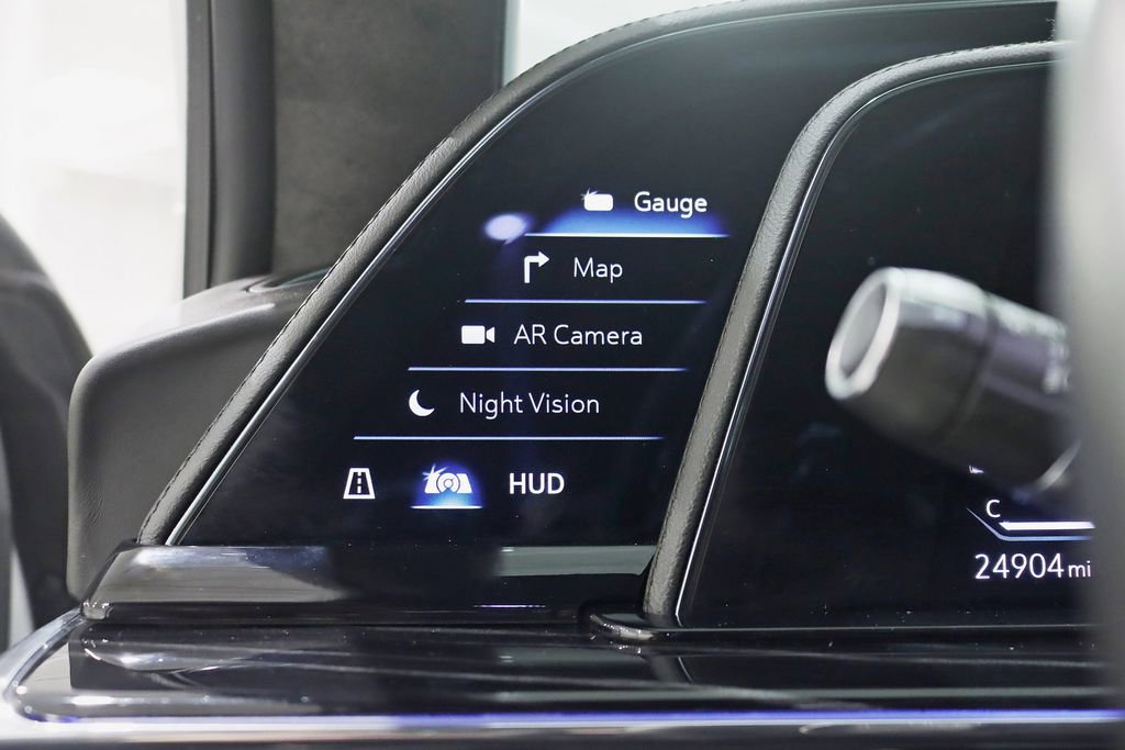 Used 2024 Cadillac Escalade V AWD/4WD image 17