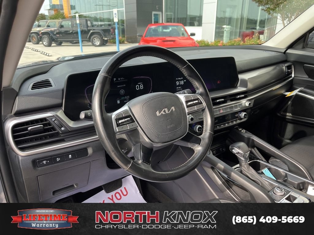 Used 2023 Kia Telluride S w/ S Sunroof Package AWD/4WD image 6