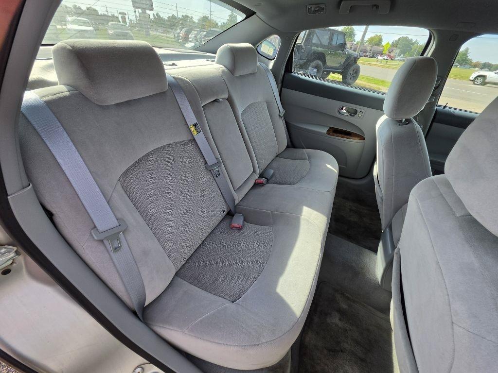 Used 2006 Buick LaCrosse CX FWD image 16