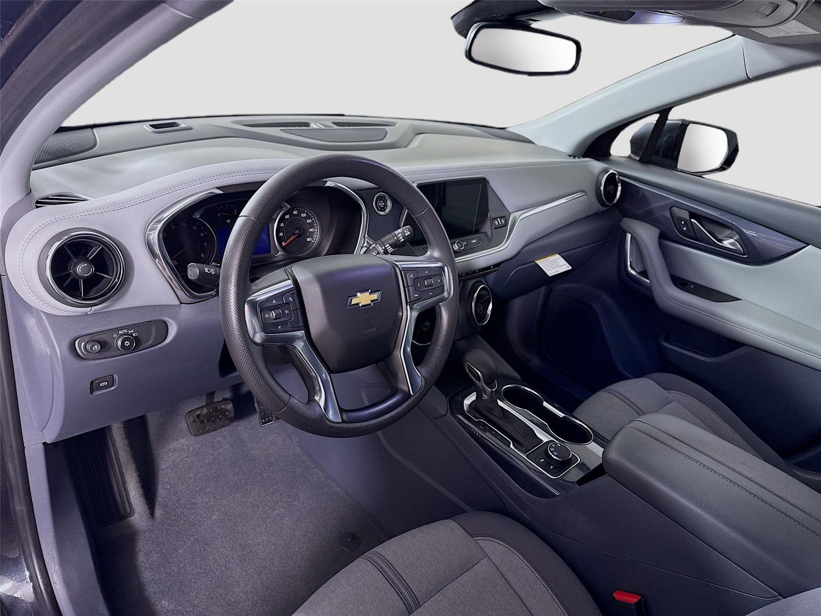 Used 2022 Chevrolet Blazer LT image 4