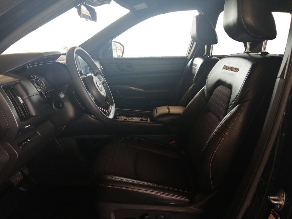 Used 2023 Nissan Pathfinder Rock Creek AWD/4WD image 9