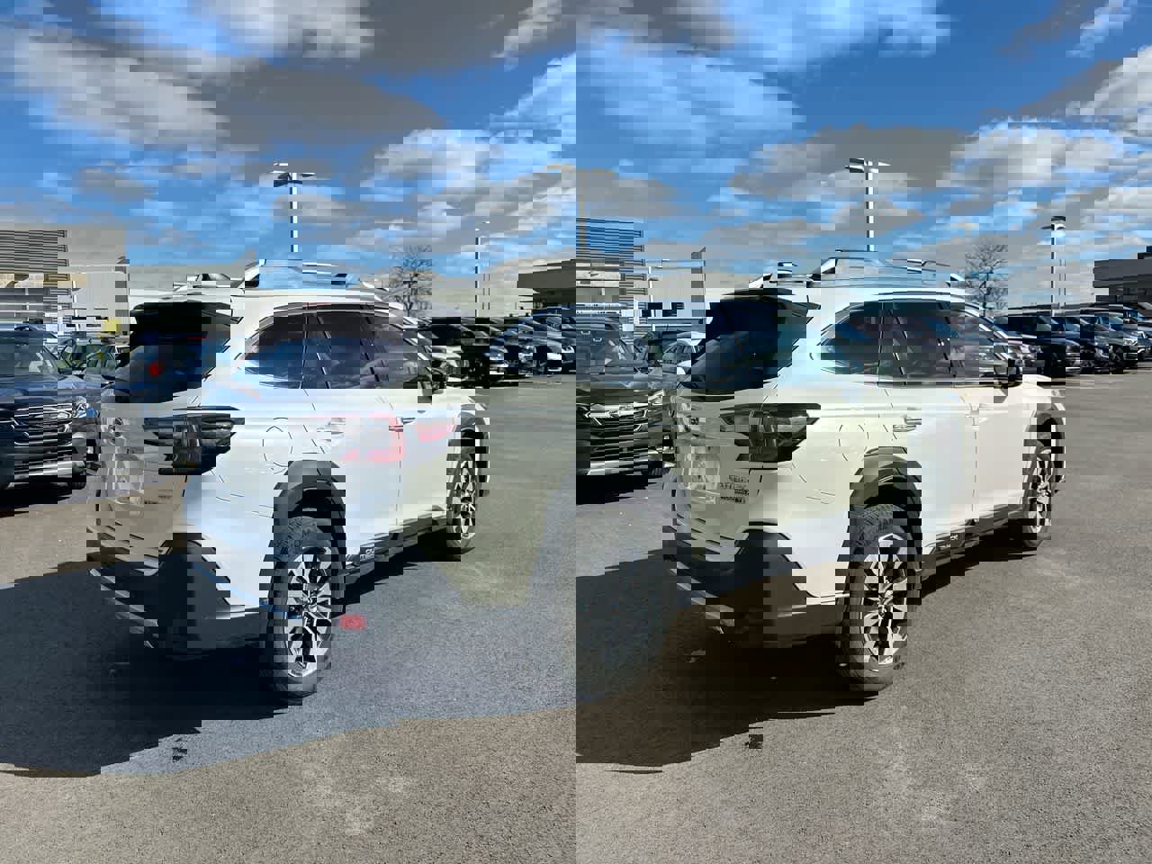 Certified 2023 Subaru Outback Touring XT image 13