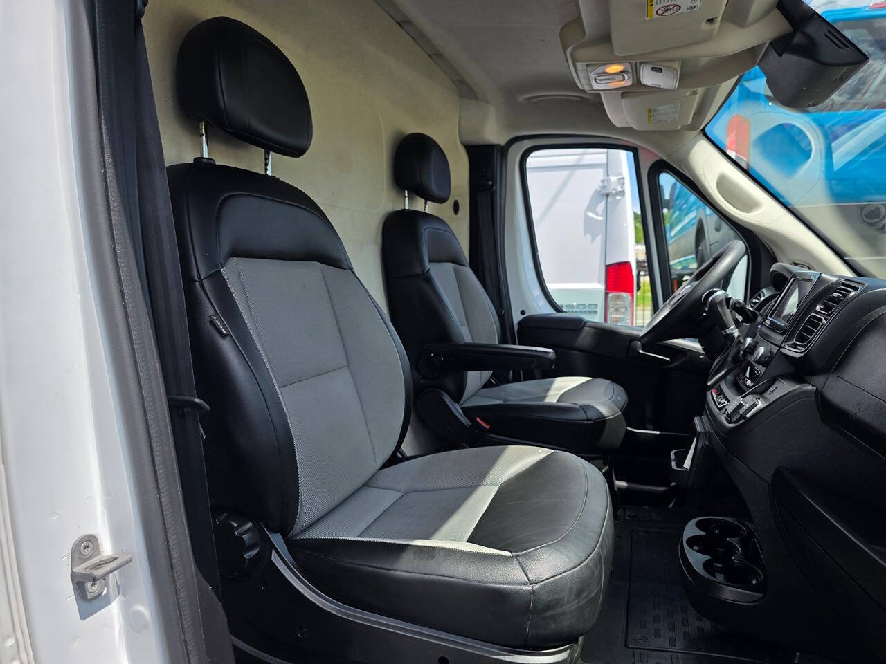 Used 2023 RAM ProMaster 1500 w/ Convenience Group FWD image 10