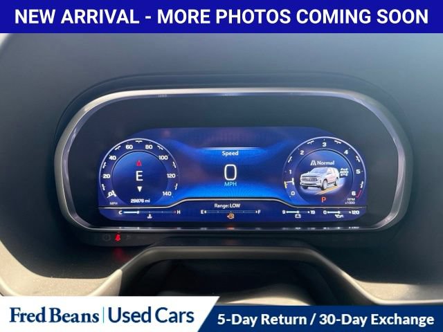 Used 2023 Chevrolet Suburban Z71 w/ Luxury Package AWD/4WD image 41