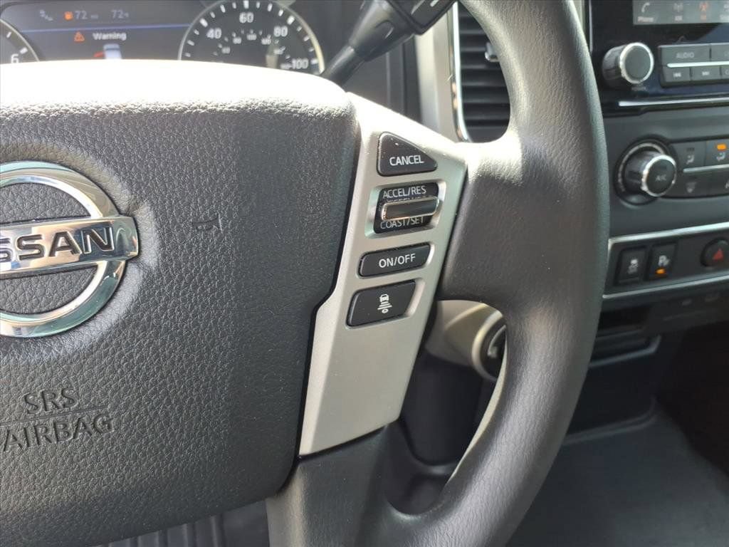 Used 2021 Nissan Titan SV AWD/4WD image 29