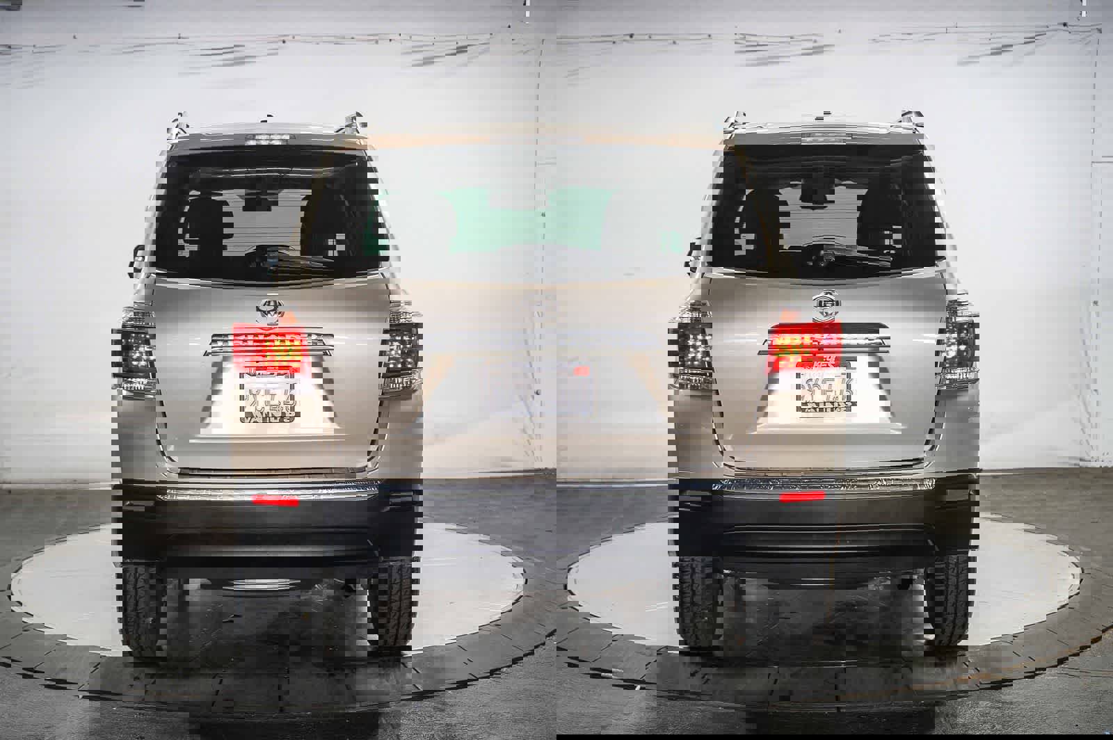 Used 2013 Toyota Highlander SE image 5