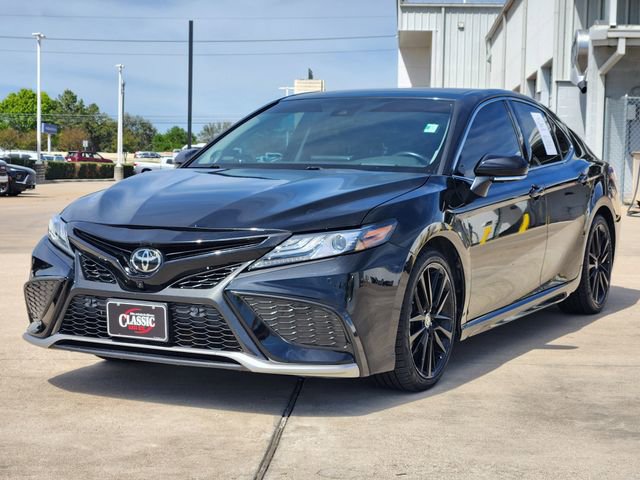 Used 2021 Toyota Camry XSE w/ Navigation Package FWD image 3