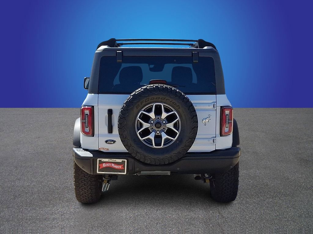 Used 2025 Ford Bronco Badlands image 5