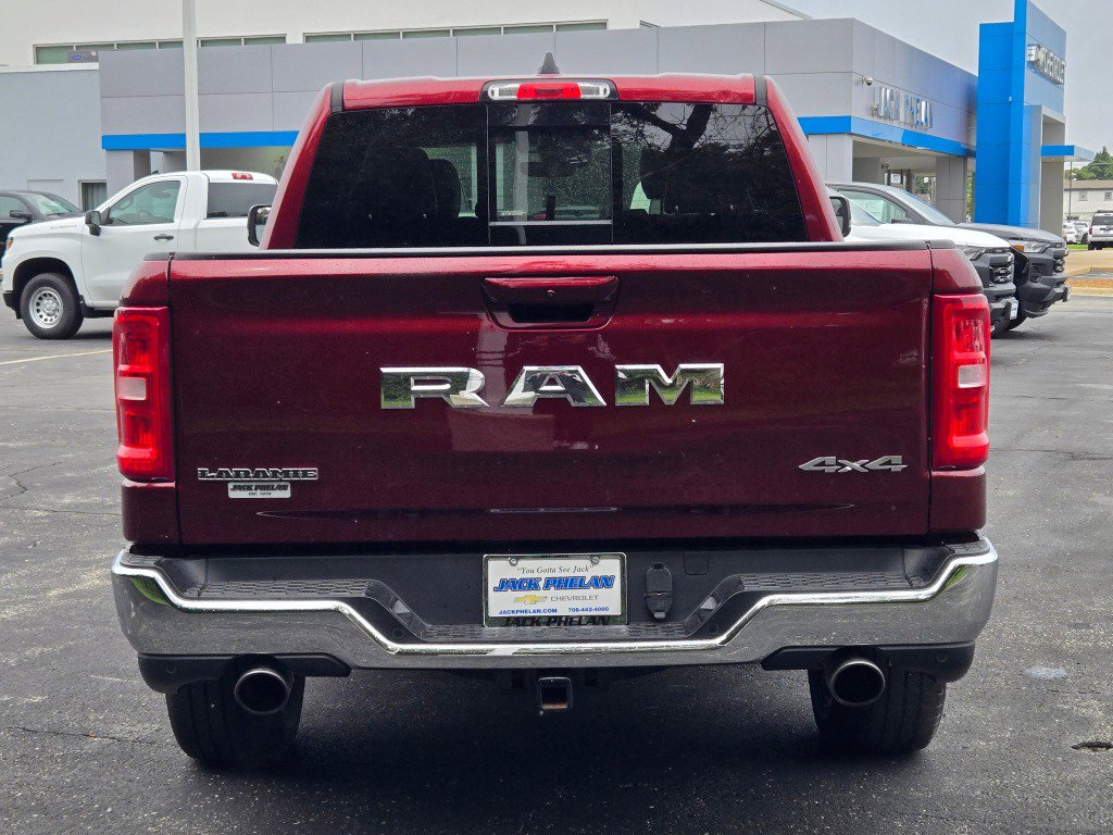 Used 2025 RAM 1500 Laramie AWD/4WD image 12