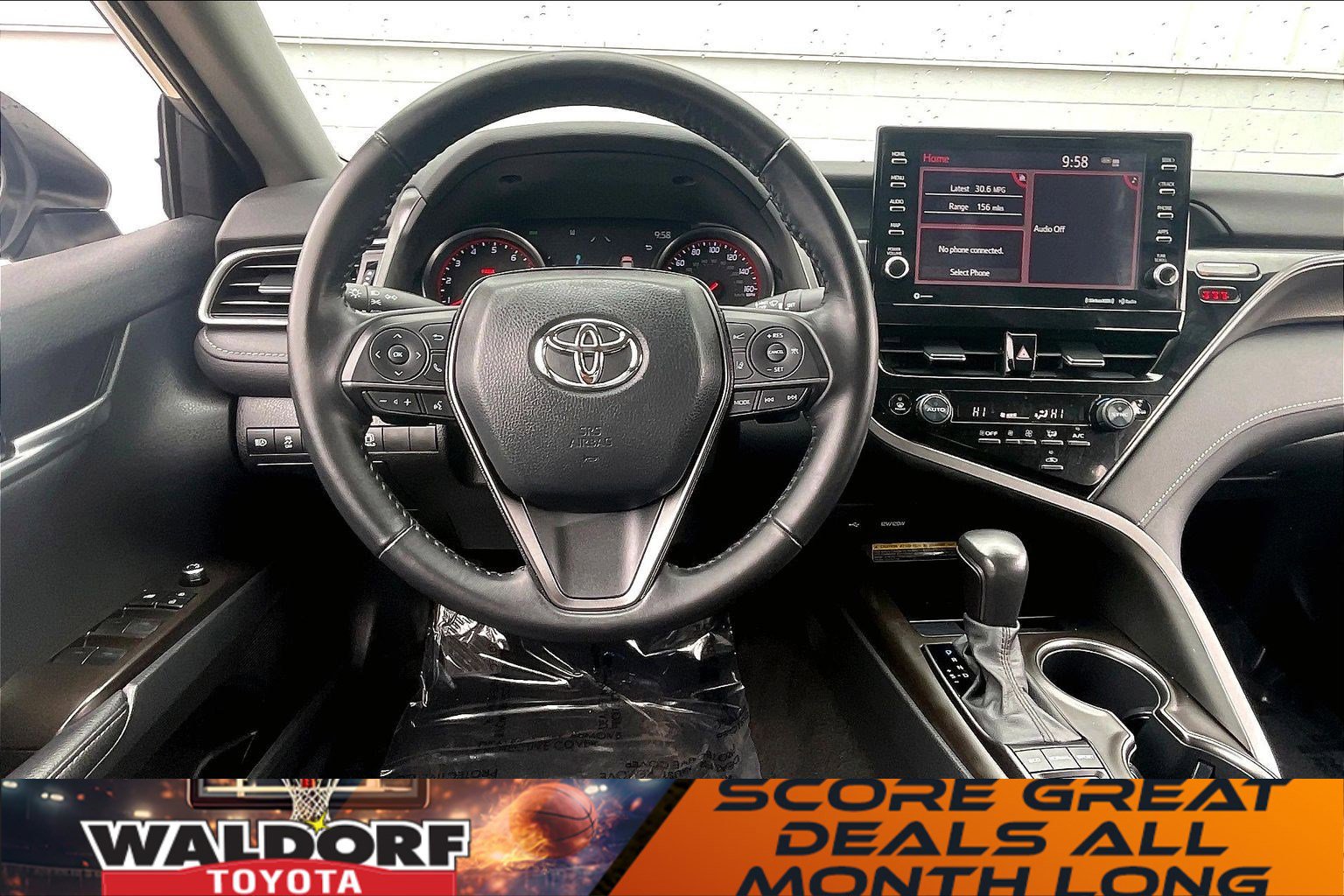 Used 2021 Toyota Camry XSE image 6