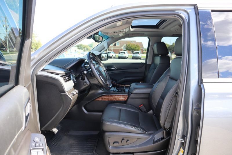 Used 2019 Chevrolet Tahoe Premier AWD/4WD image 9