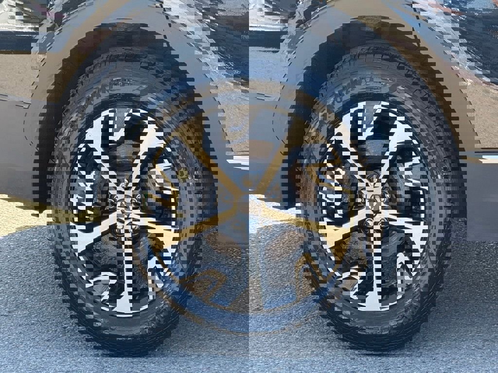 Used 2023 Kia Sportage EX image 7