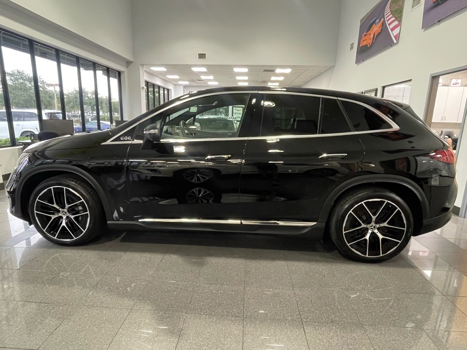 Used 2024 Mercedes-Benz EQE 350+ SUV image 2