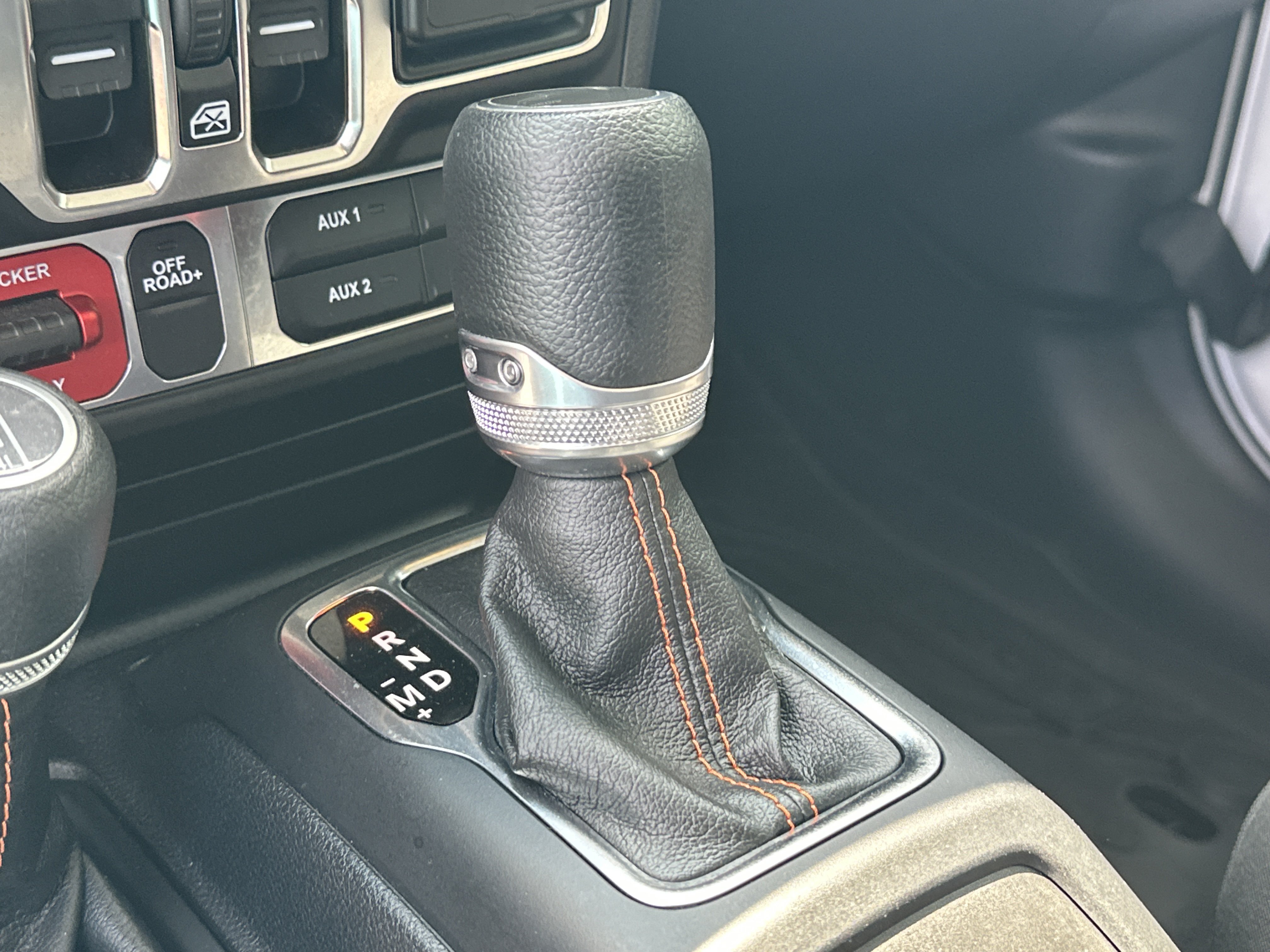 Used 2021 Jeep Gladiator Mojave AWD/4WD image 11
