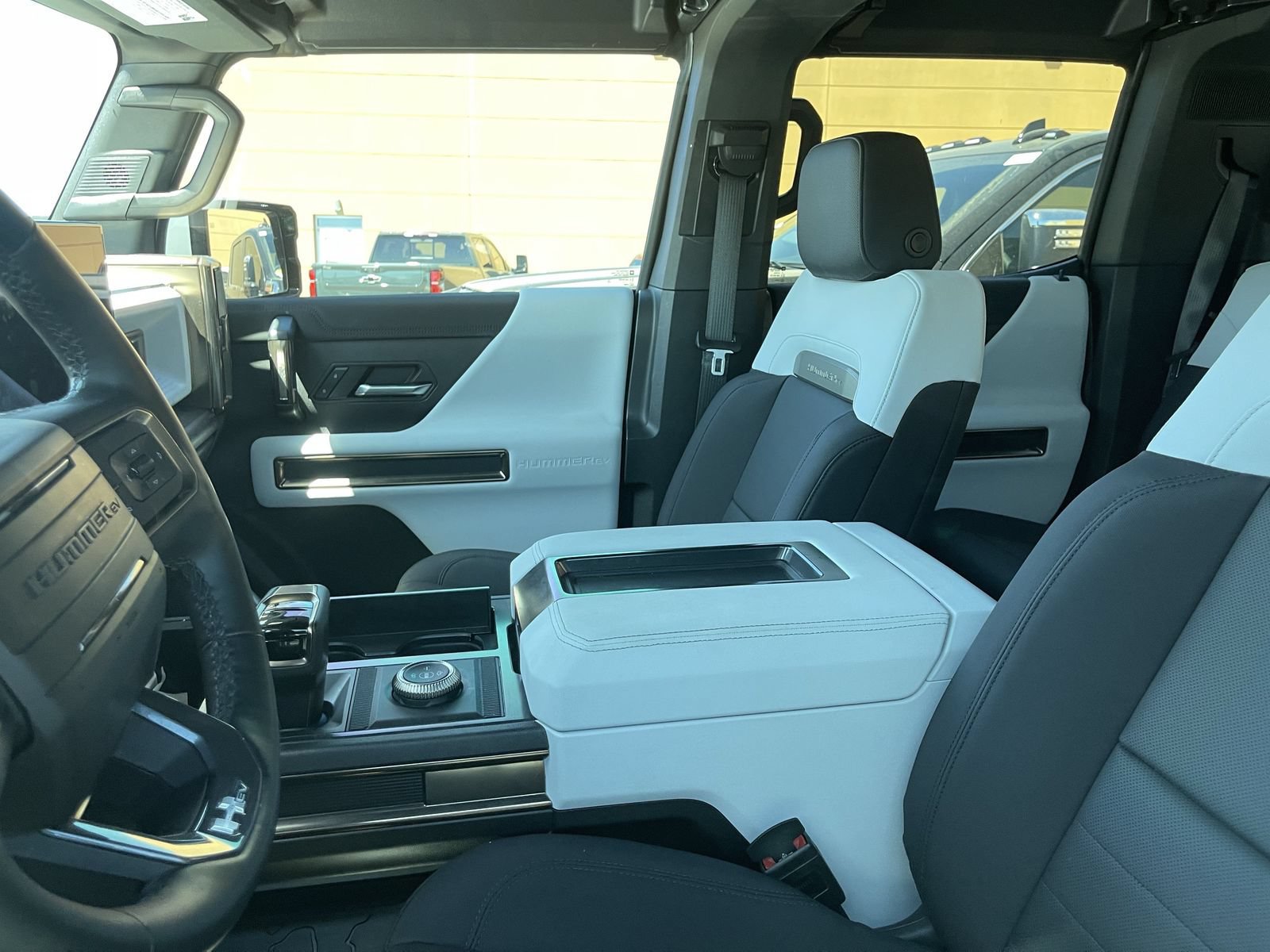 Used 2025 GMC Hummer EV 3X AWD/4WD image 13