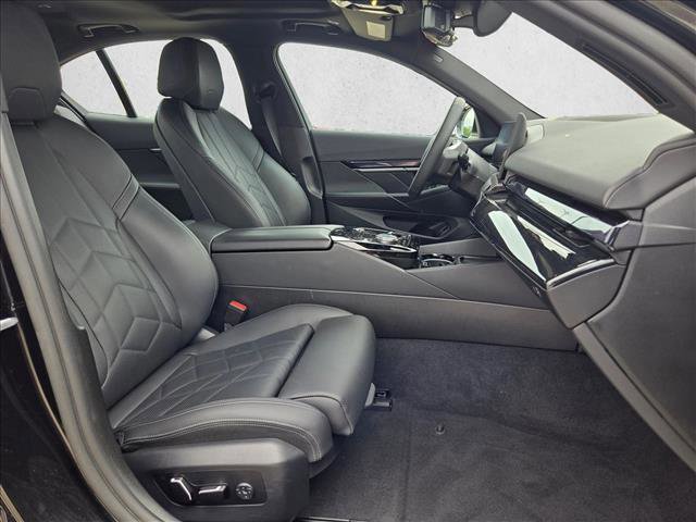 Used 2024 BMW i5 eDrive40i RWD image 21
