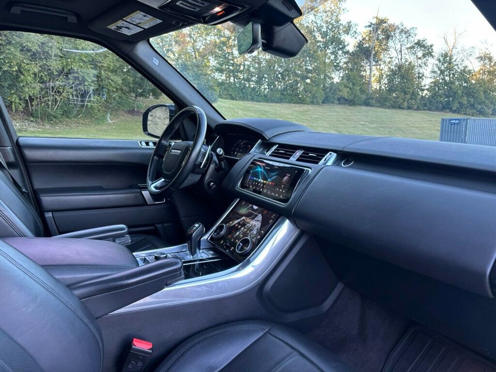 Used 2021 Land Rover Range Rover Sport HSE Dynamic image 13
