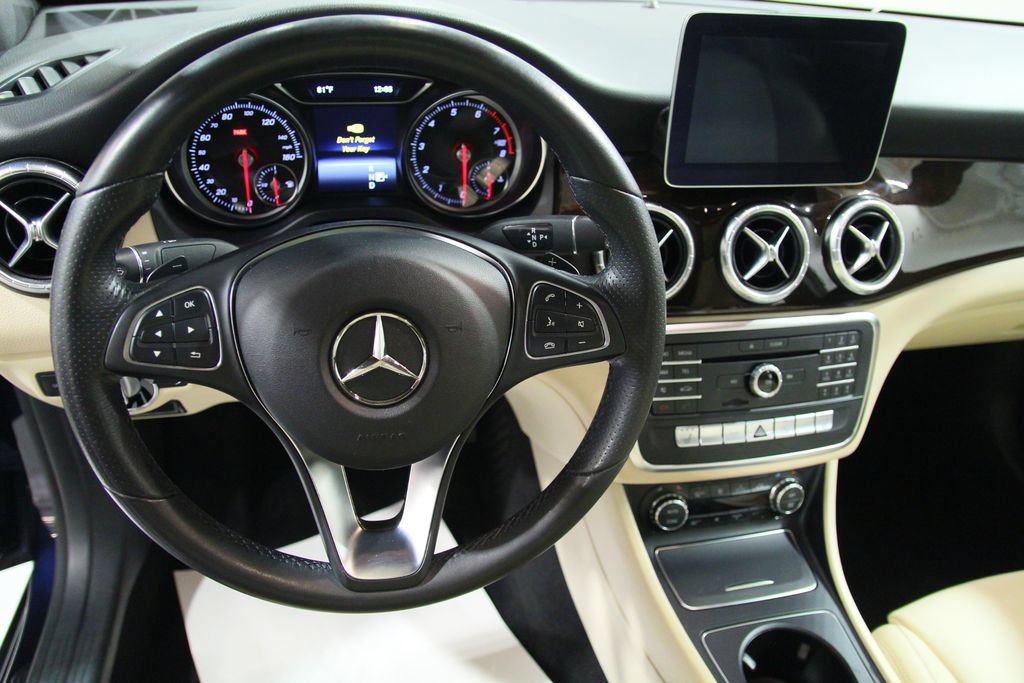 Used 2018 Mercedes-Benz CLA 250 4MATIC image 18