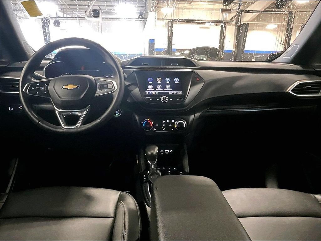 Used 2023 Chevrolet TrailBlazer ACTIV FWD image 21
