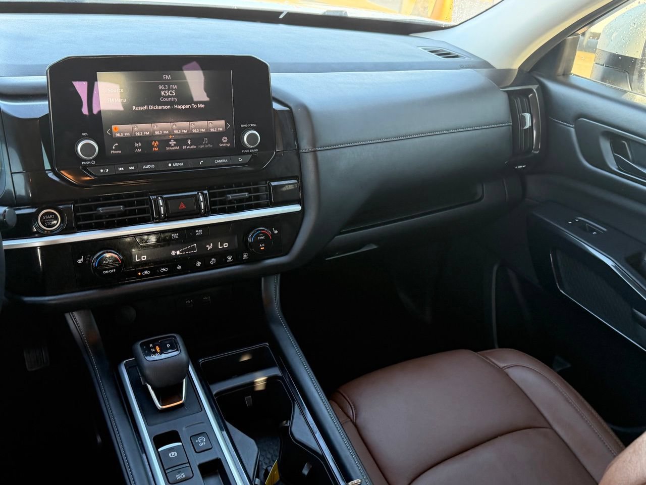 Certified 2024 Nissan Pathfinder SV FWD image 16