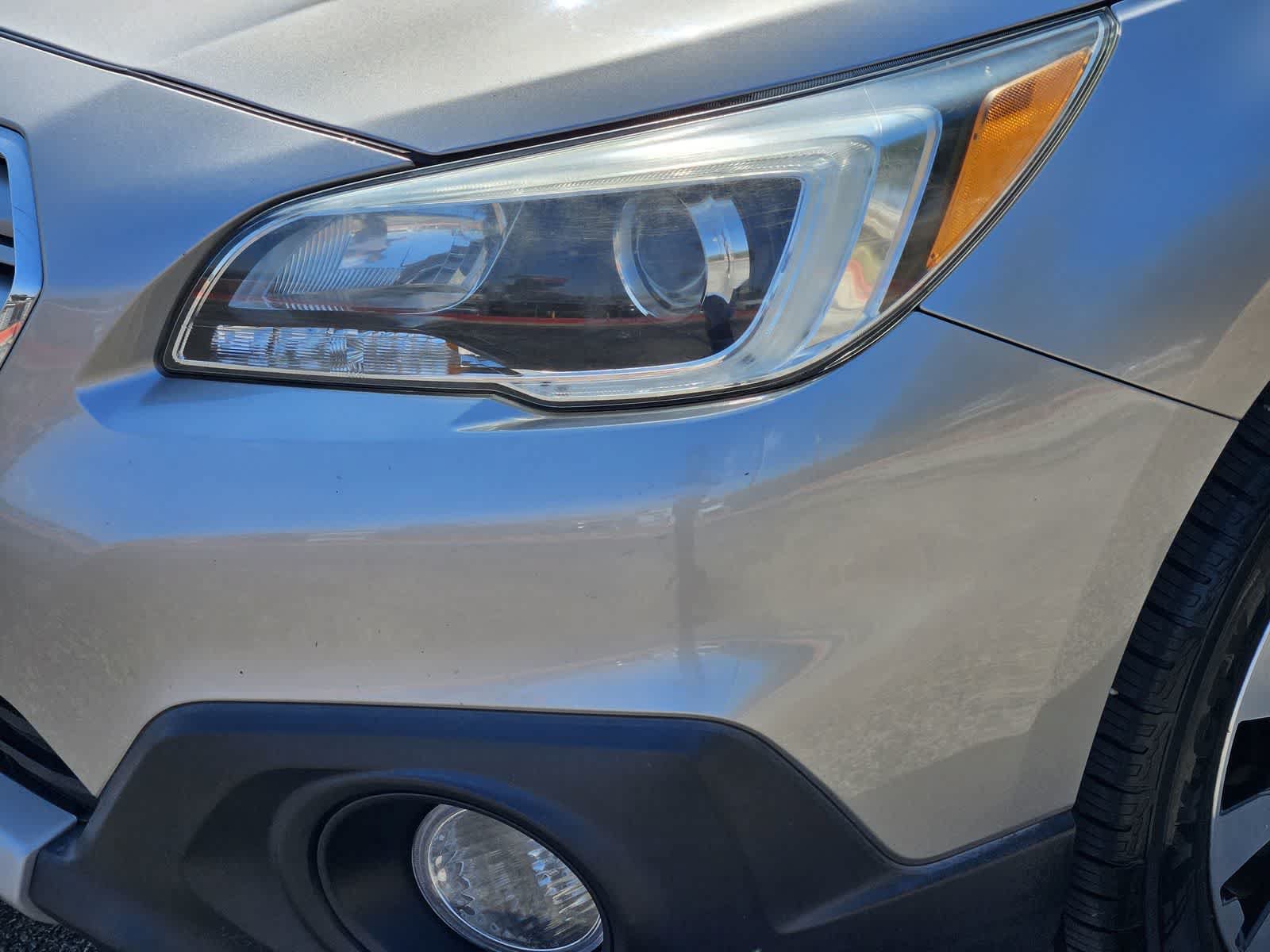 Used 2015 Subaru Outback 2.5i Limited AWD/4WD image 7